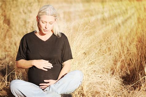 dromen dat je een baby hebt|Wat betekent dromen over zwanger zijn, baby’s en。